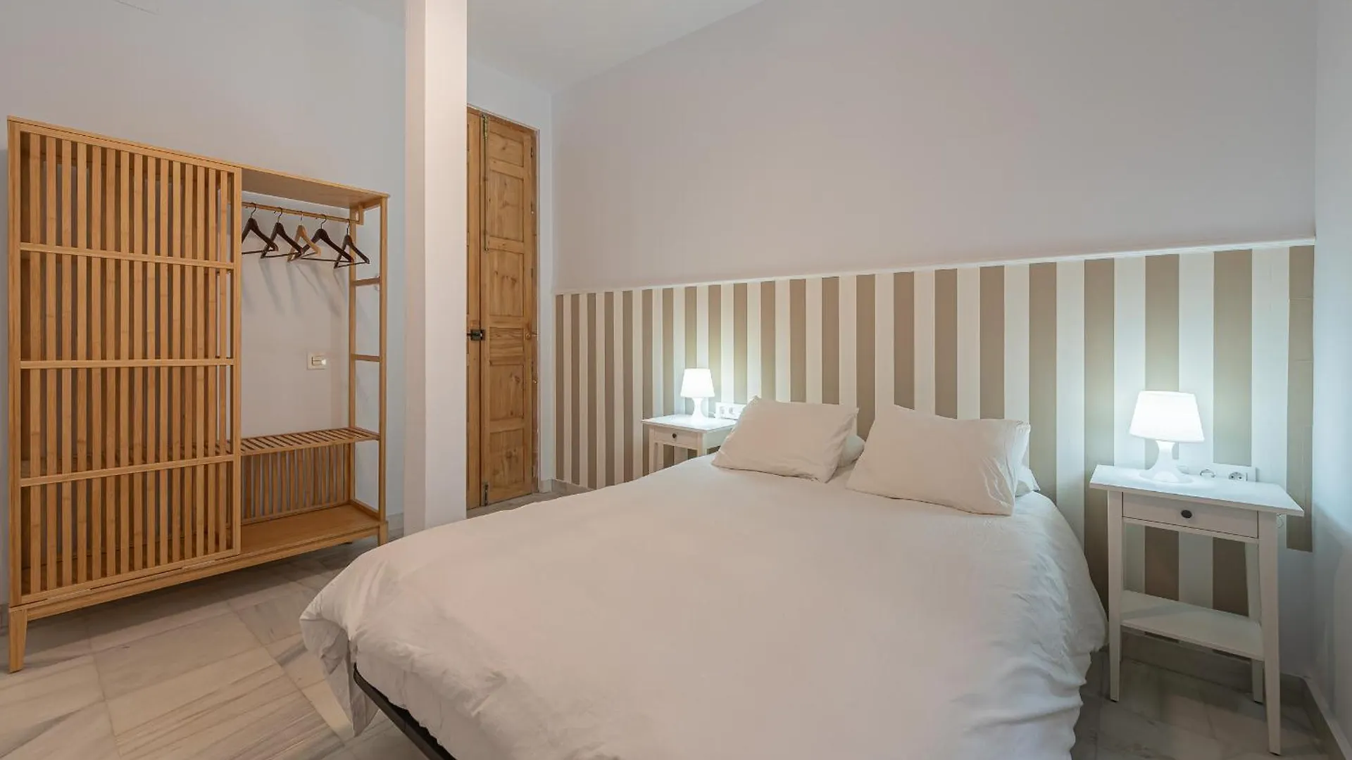 Dona Elvira Carreteria Apartment