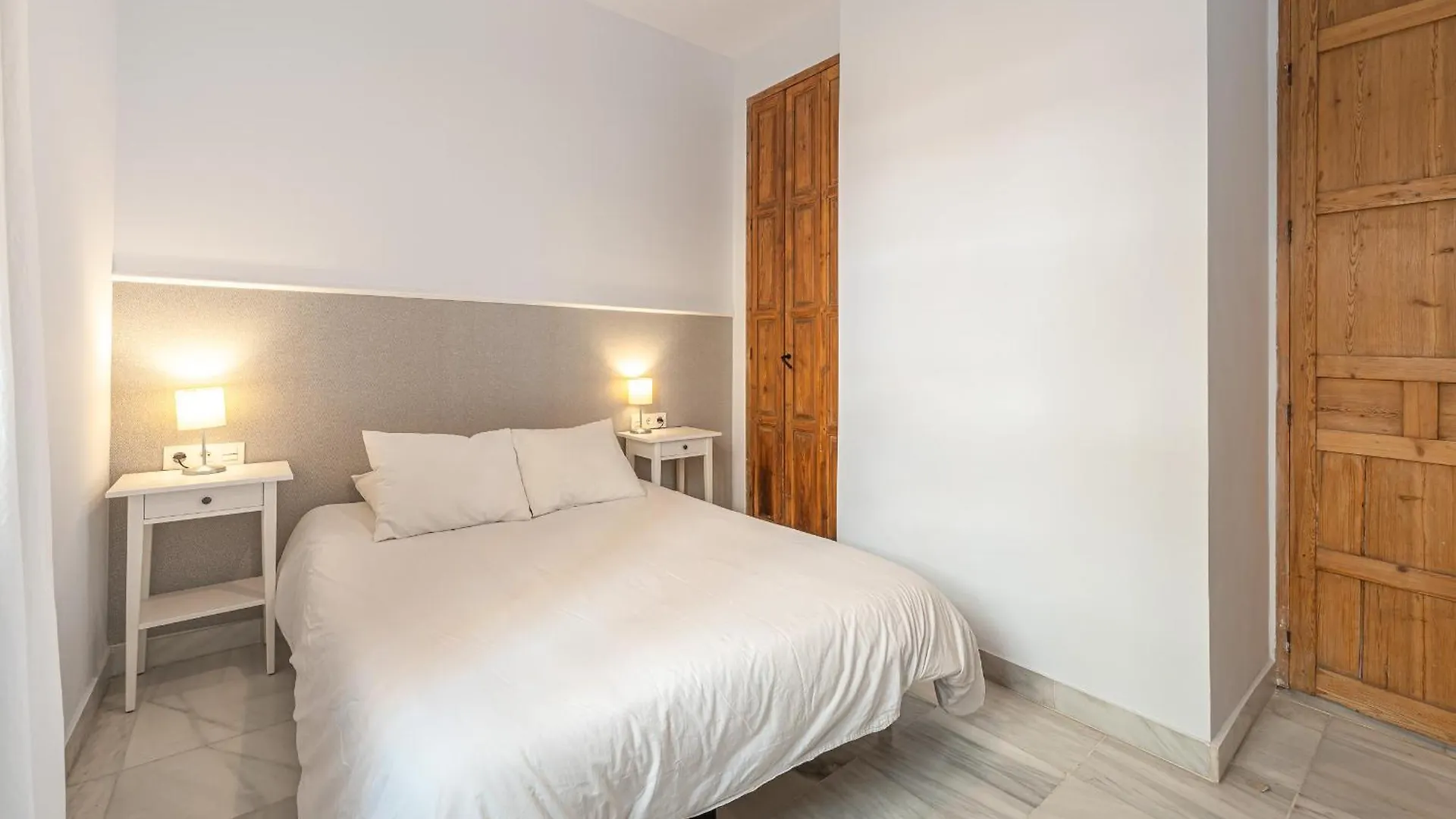 Dona Elvira Carreteria Apartment