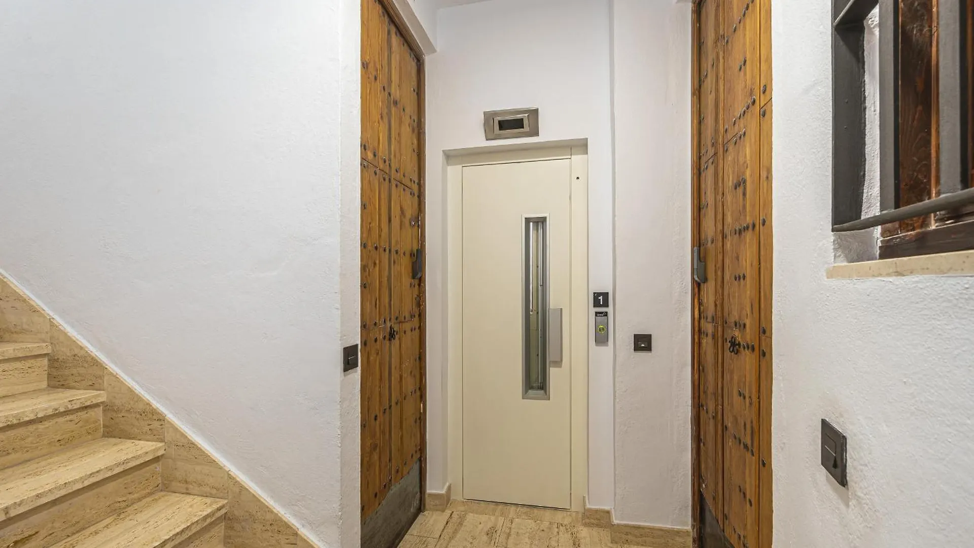 Apartament Dona Elvira Carreteria Malaga 0*,