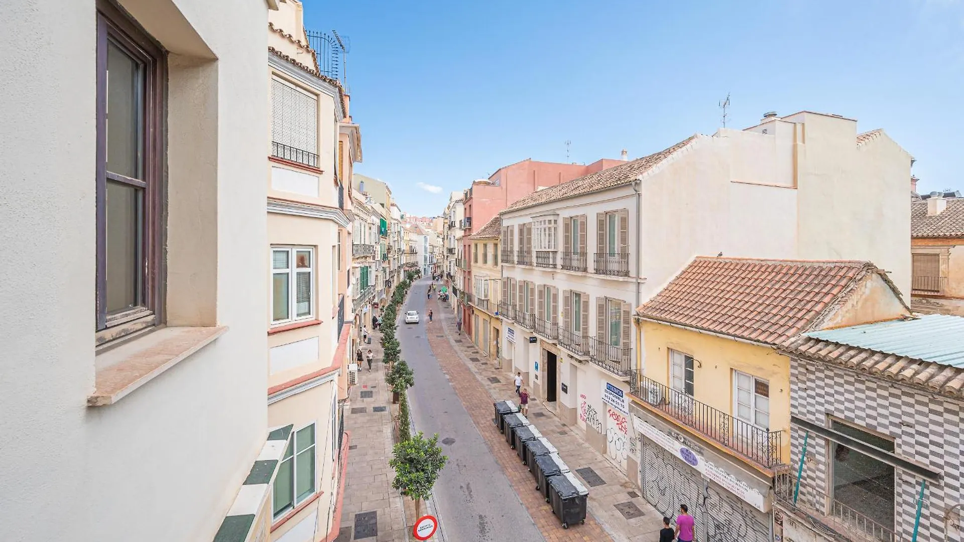 Dona Elvira Carreteria 0*, Malaga